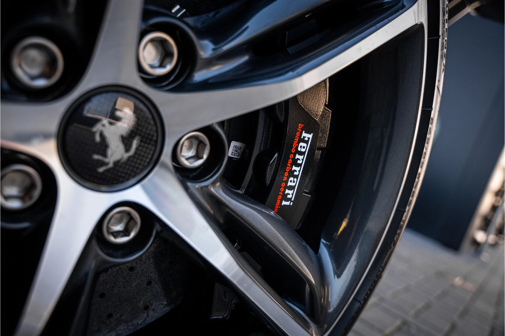 Hoofdafbeelding Ferrari 296