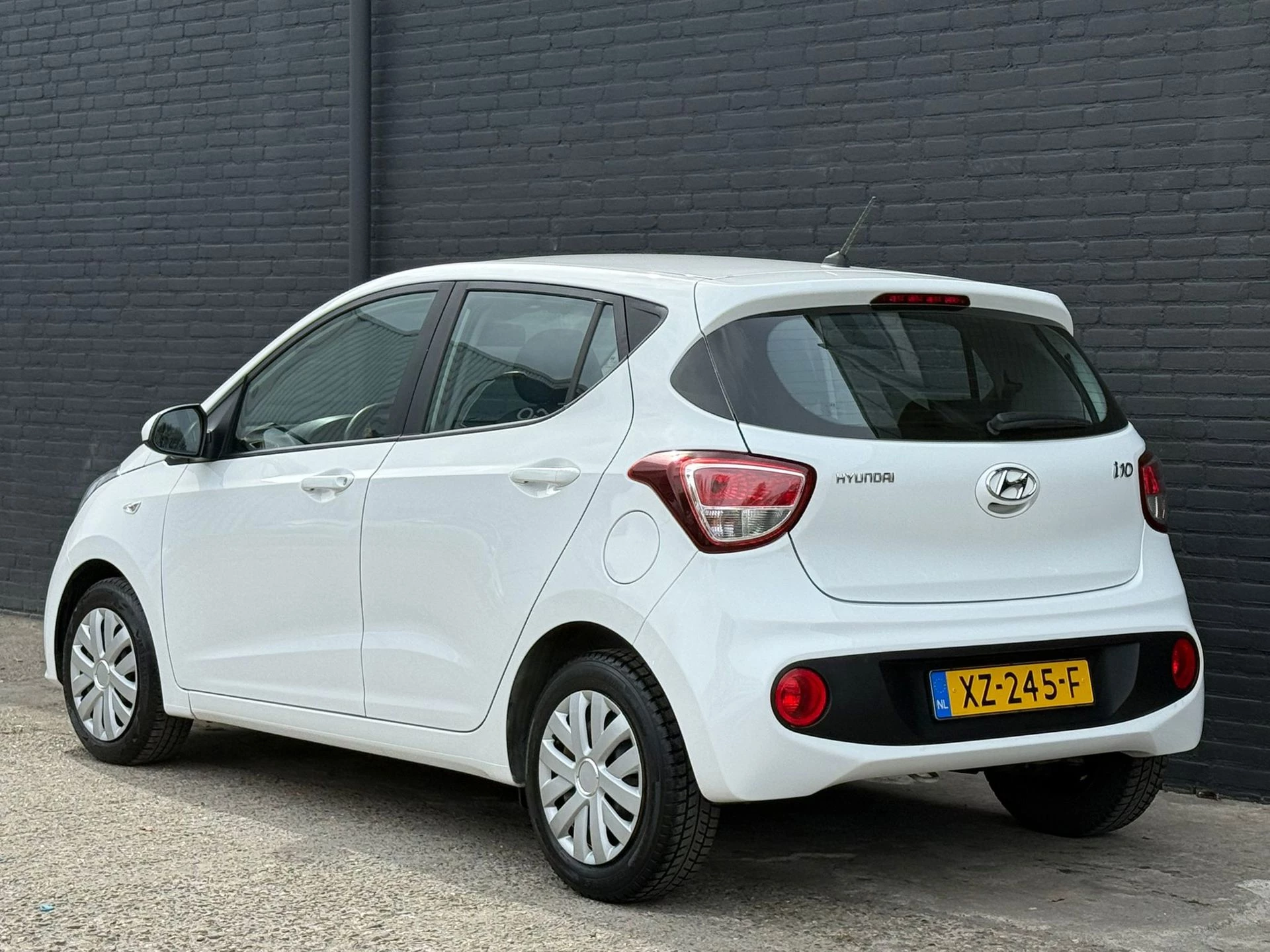 Hoofdafbeelding Hyundai i10