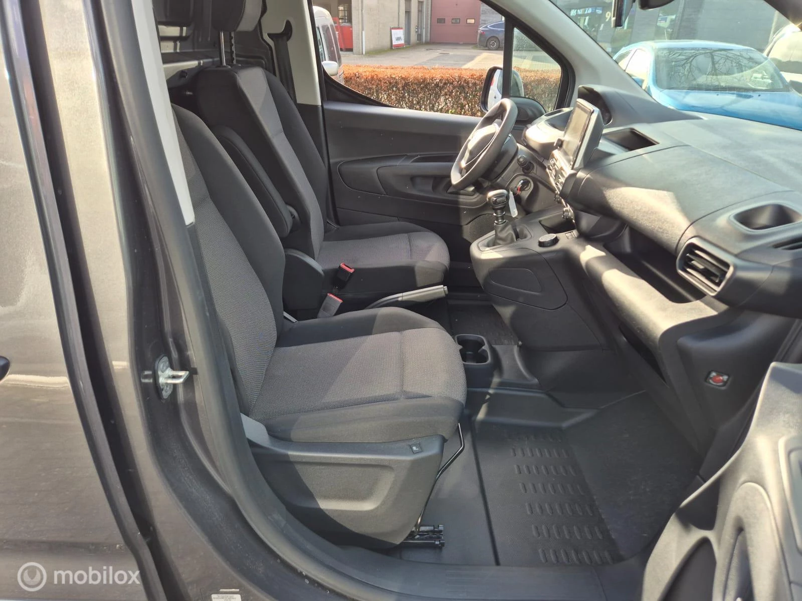 Hoofdafbeelding Peugeot Partner