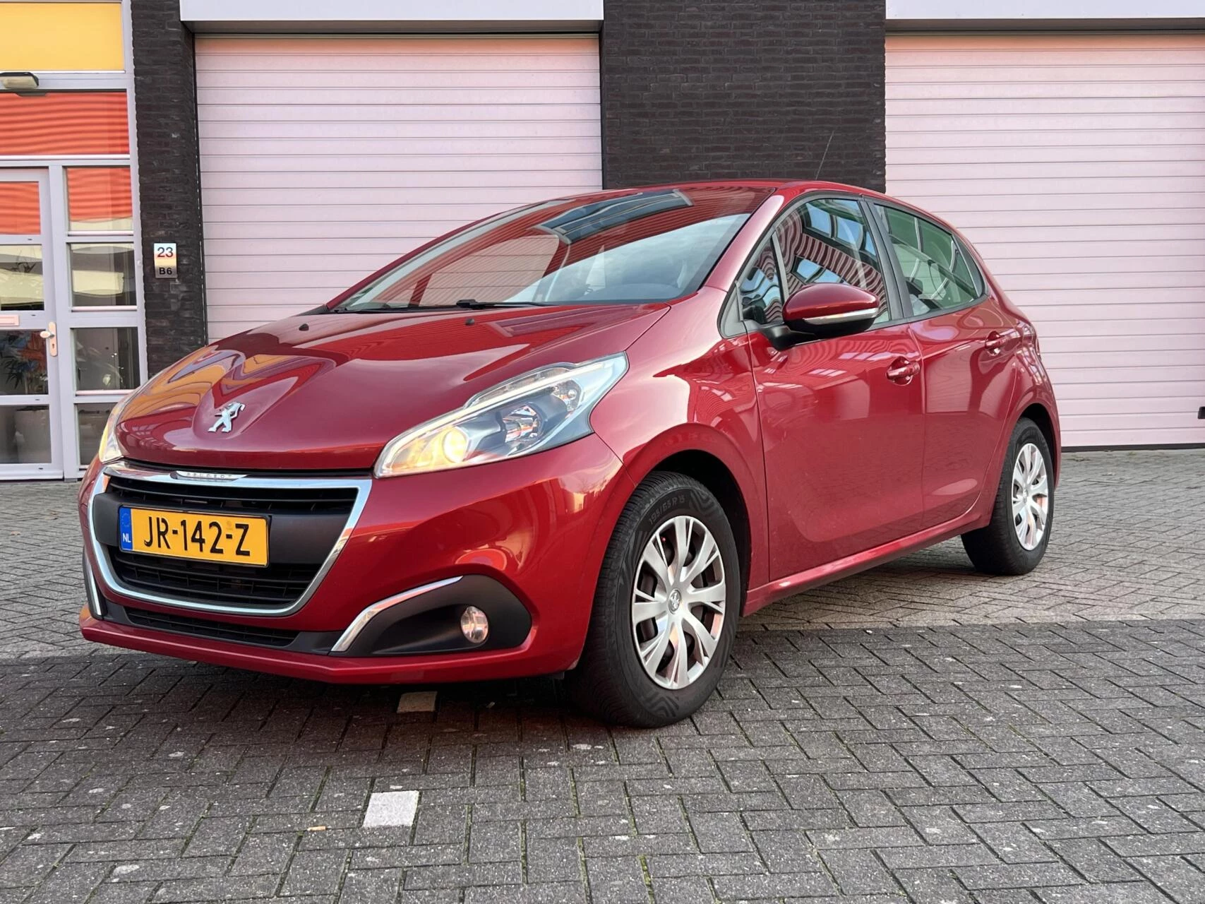Hoofdafbeelding Peugeot 208