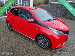 Toyota Aygo 1.0 VVT-i x-play