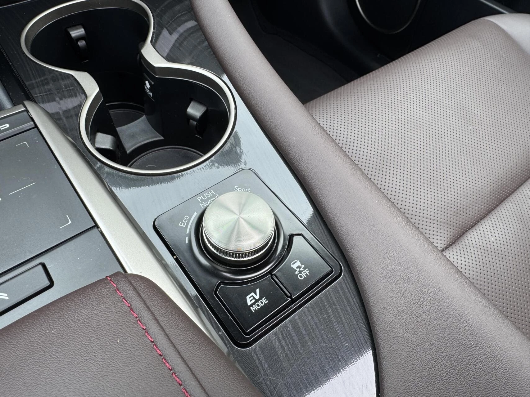 Hoofdafbeelding Lexus RX