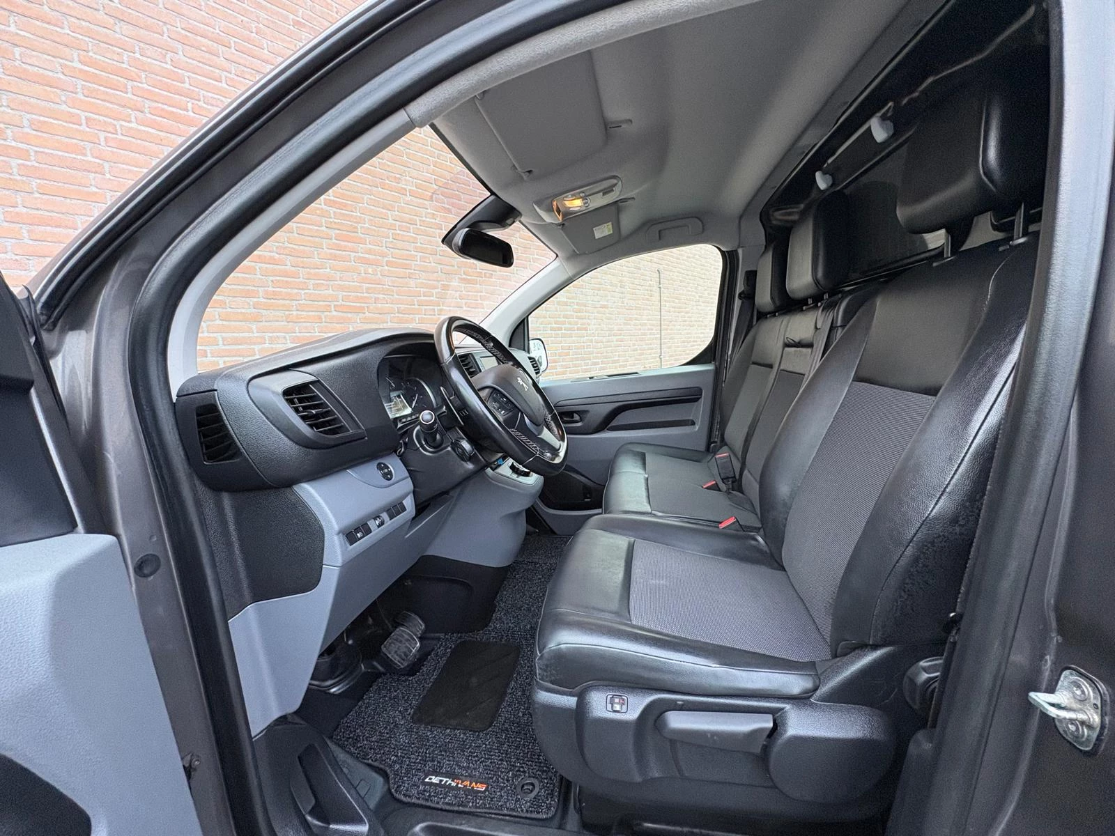 Hoofdafbeelding Peugeot Expert