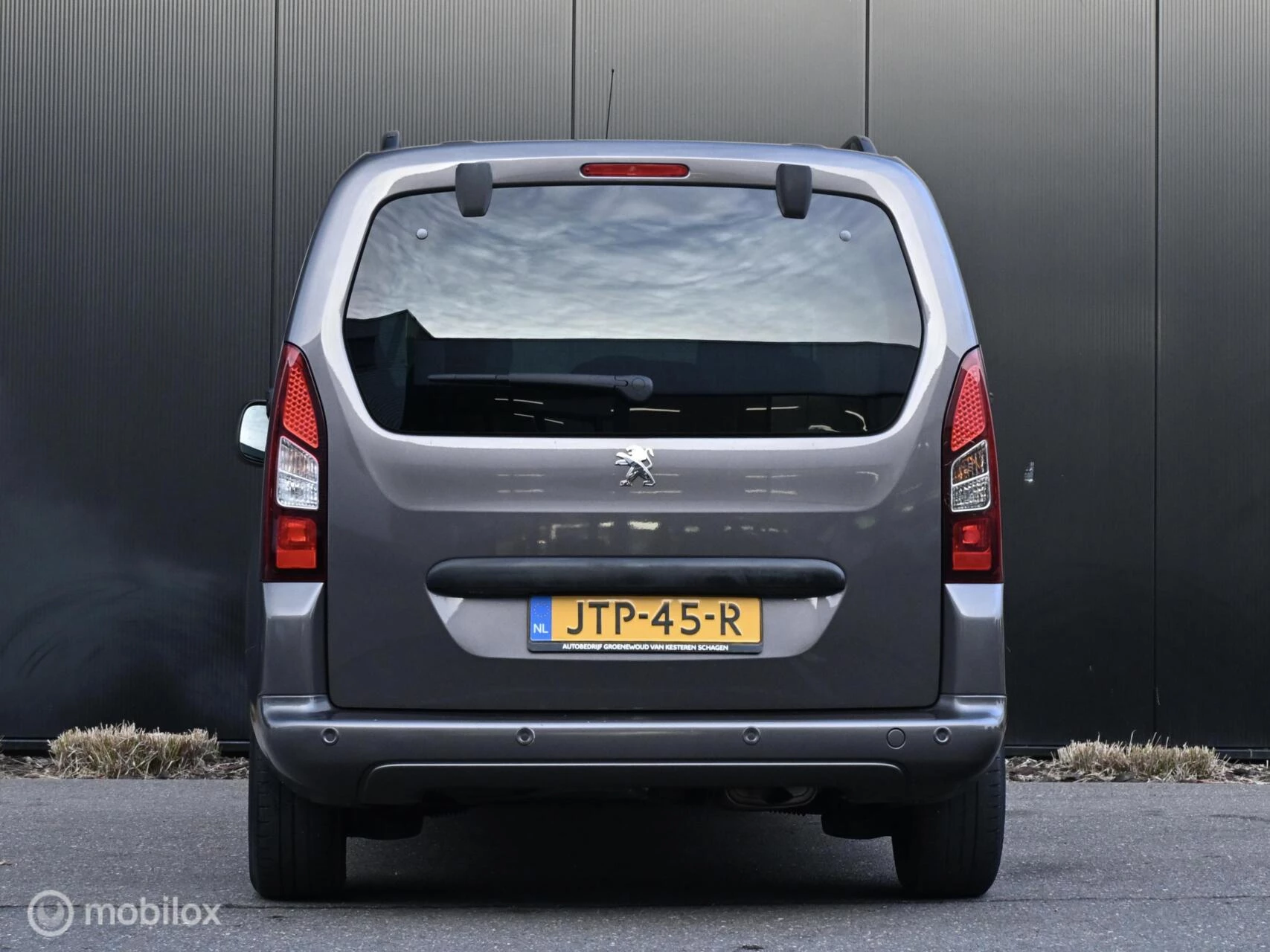 Hoofdafbeelding Peugeot Partner