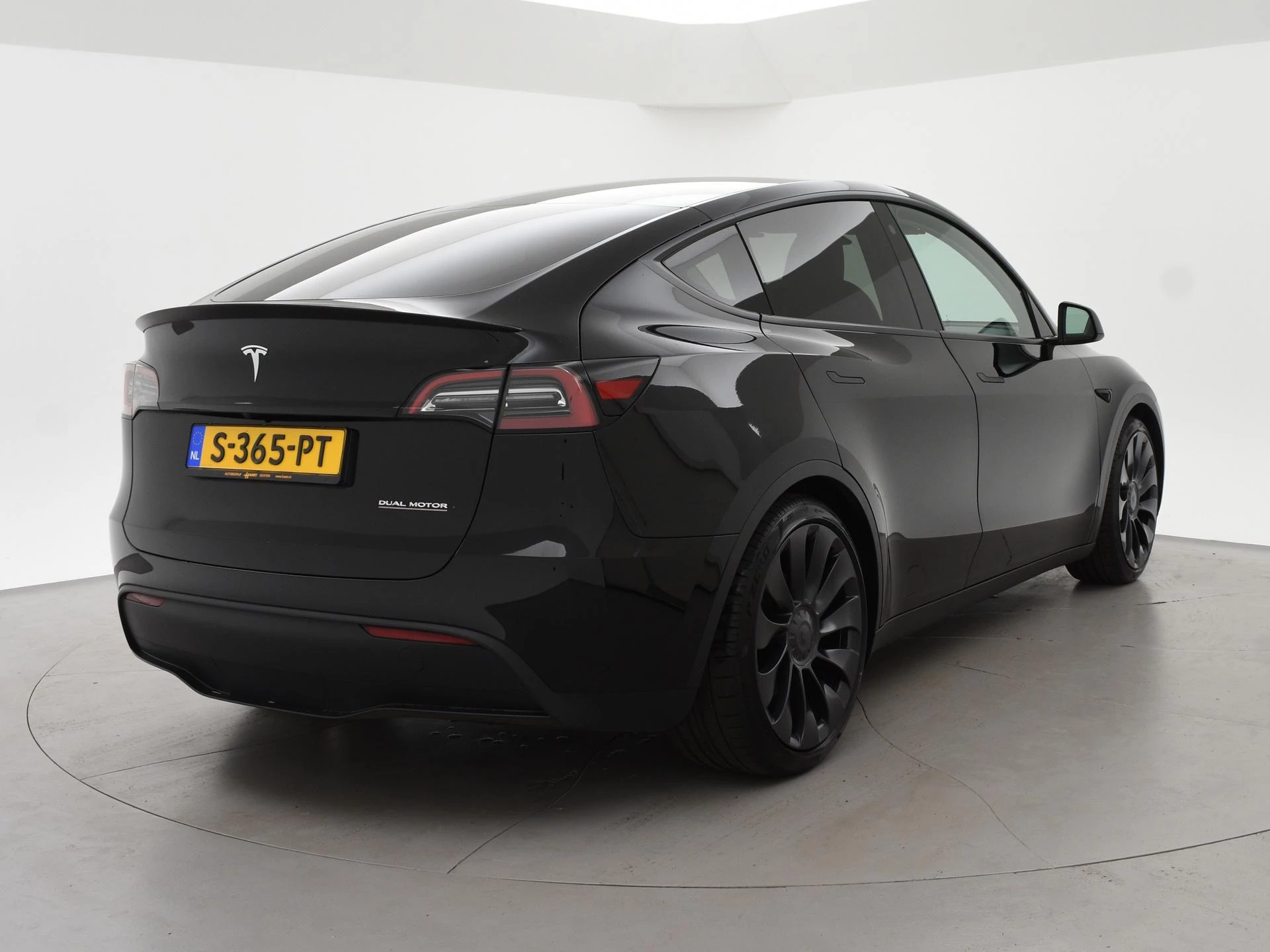 Hoofdafbeelding Tesla Model Y
