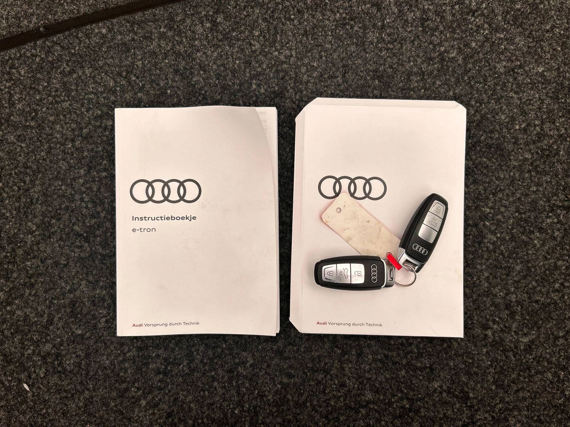 Hoofdafbeelding Audi e-tron