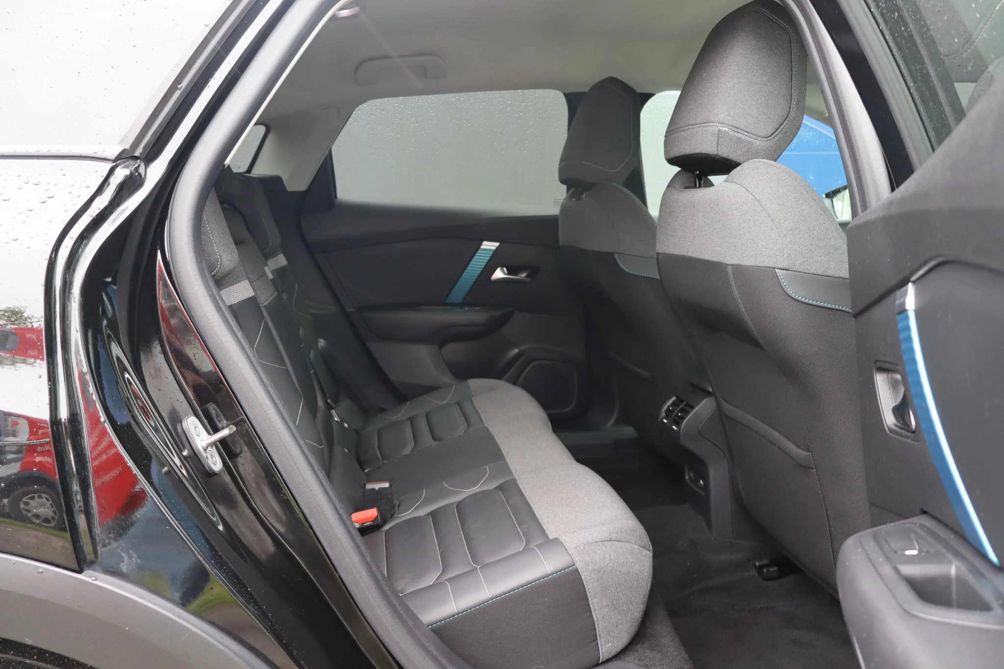 Hoofdafbeelding Citroën ë-C4
