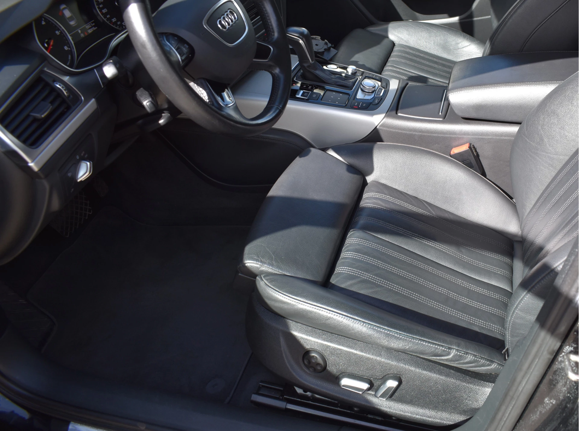 Hoofdafbeelding Audi A6