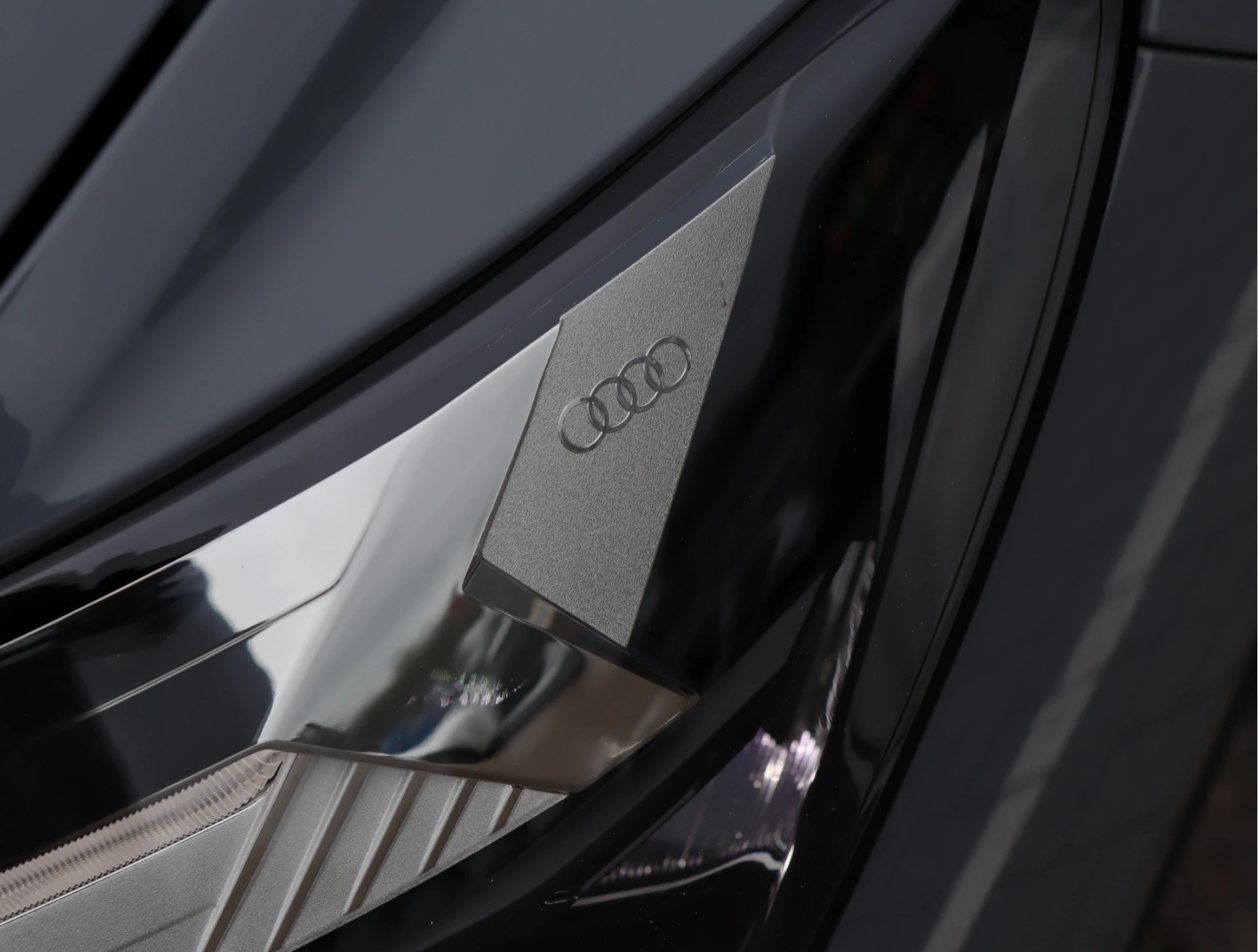 Hoofdafbeelding Audi Q4 e-tron