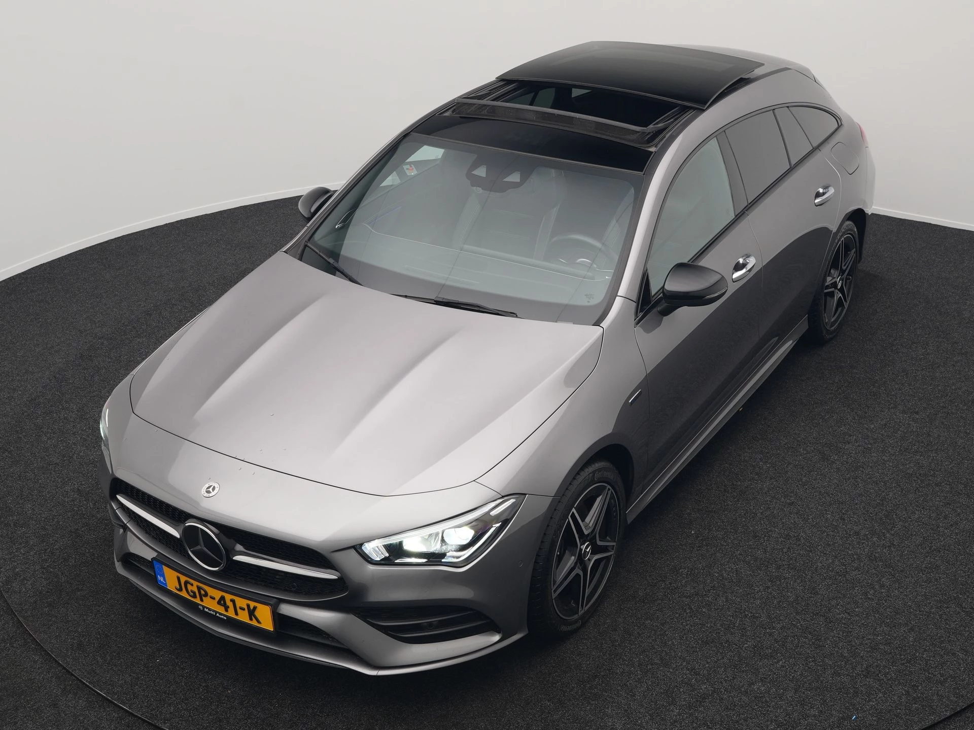 Hoofdafbeelding Mercedes-Benz CLA