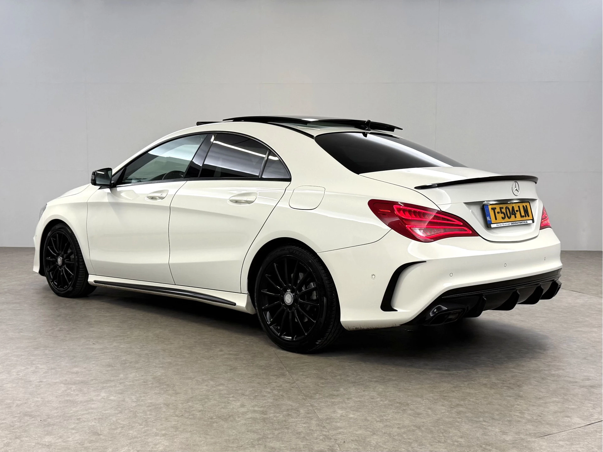 Hoofdafbeelding Mercedes-Benz CLA