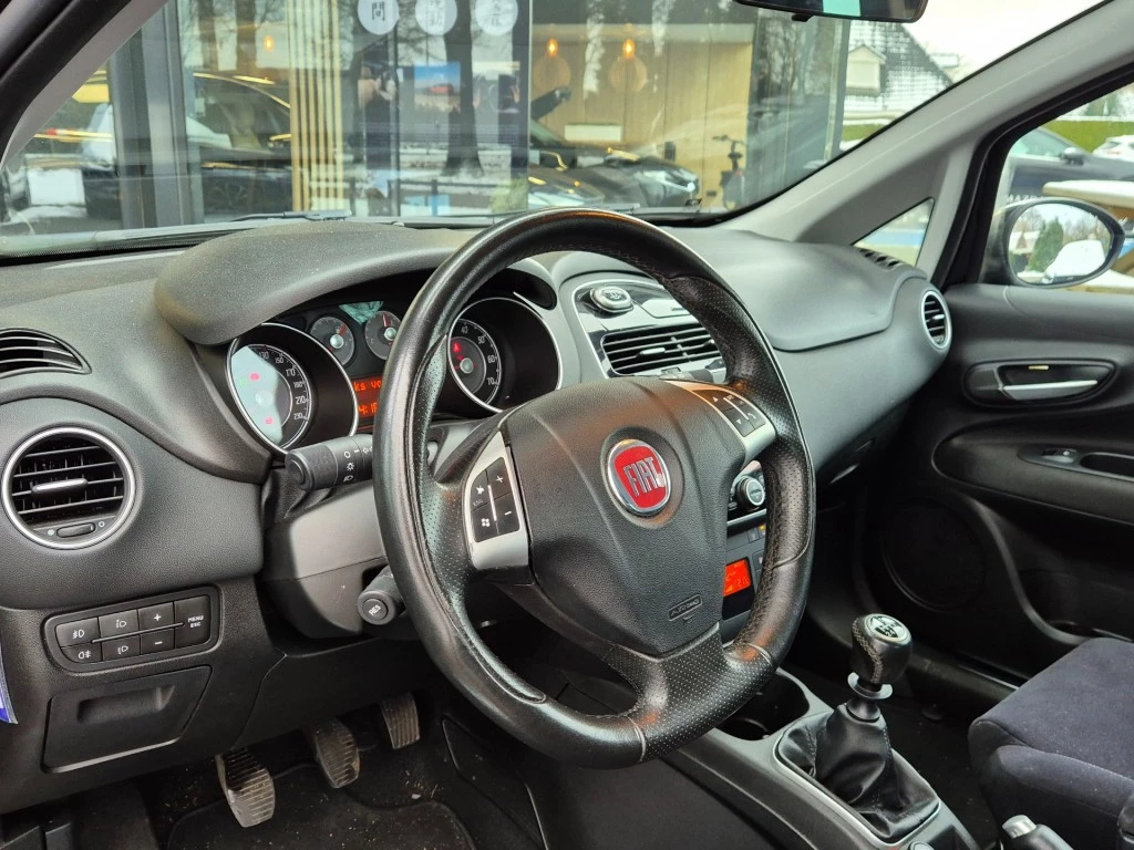 Hoofdafbeelding Fiat Punto