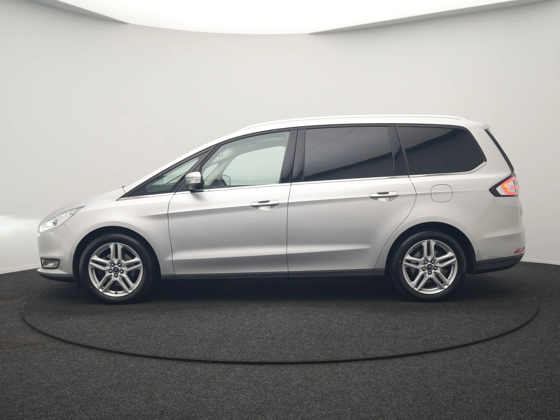 Hoofdafbeelding Ford Galaxy