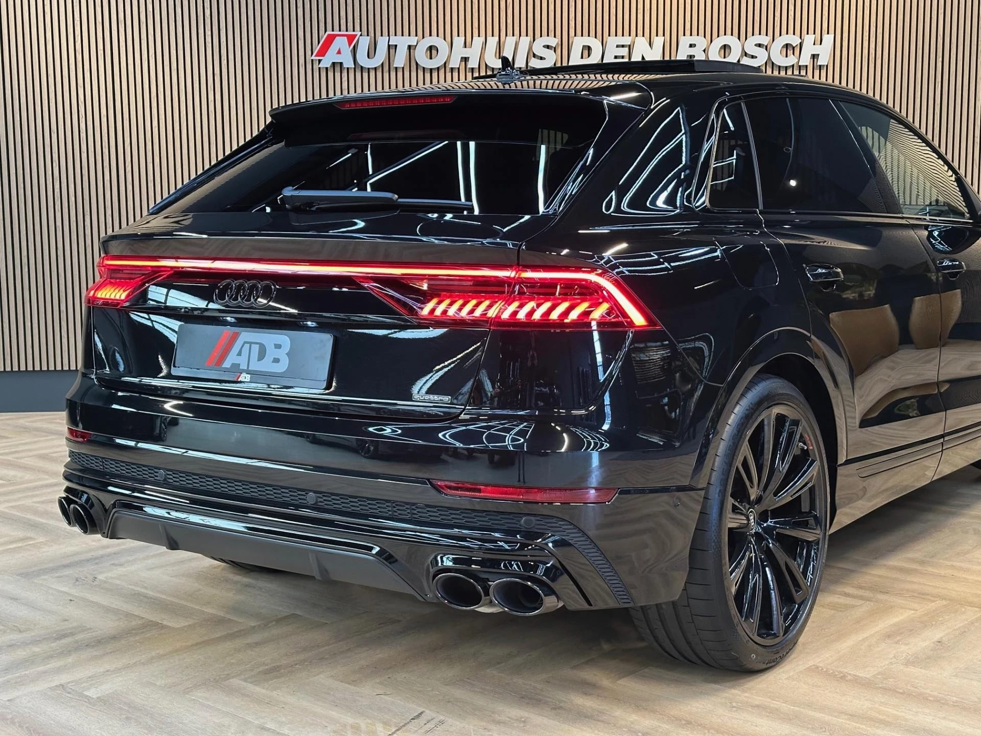 Hoofdafbeelding Audi Q8