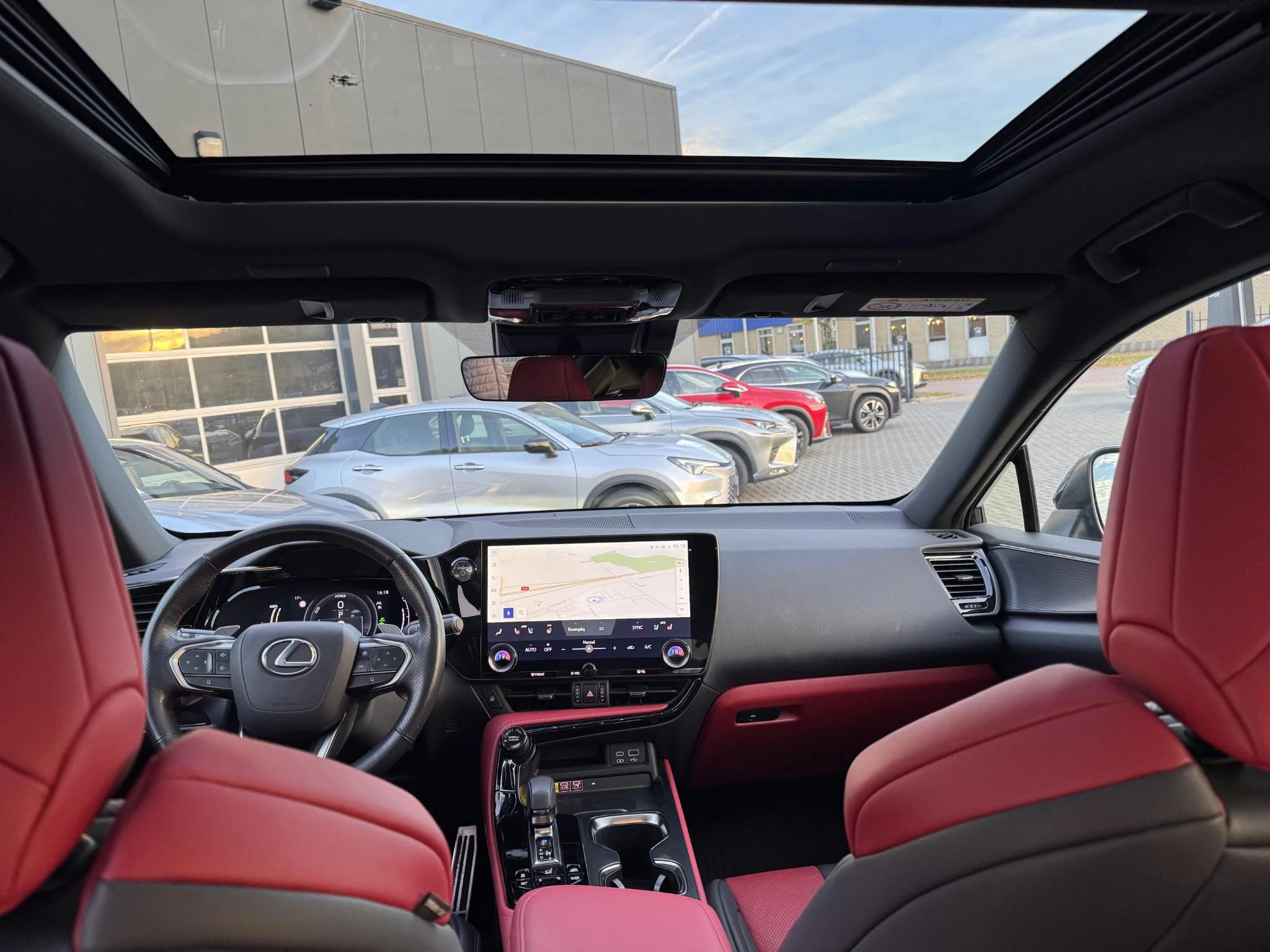 Hoofdafbeelding Lexus NX