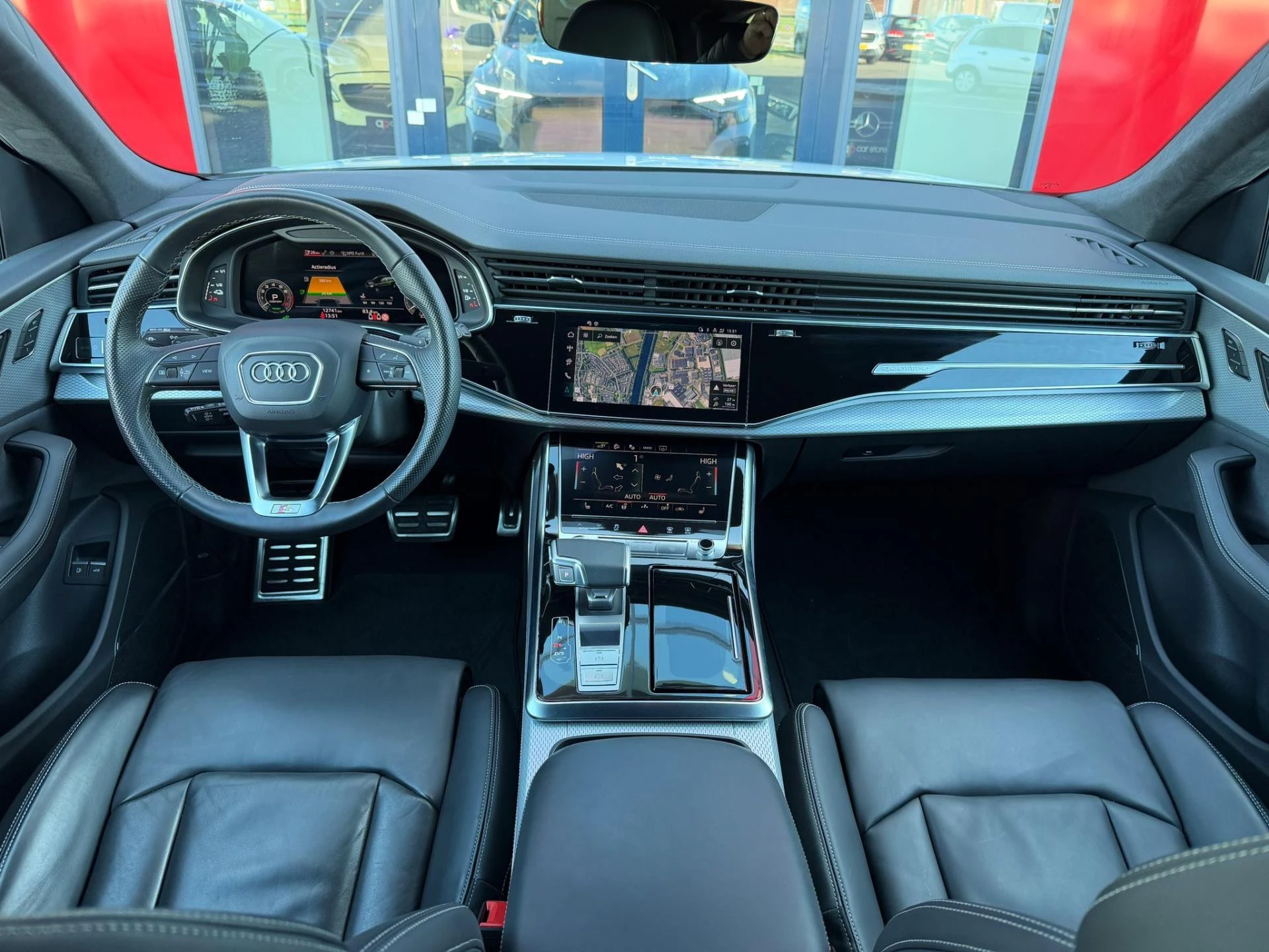 Hoofdafbeelding Audi Q8
