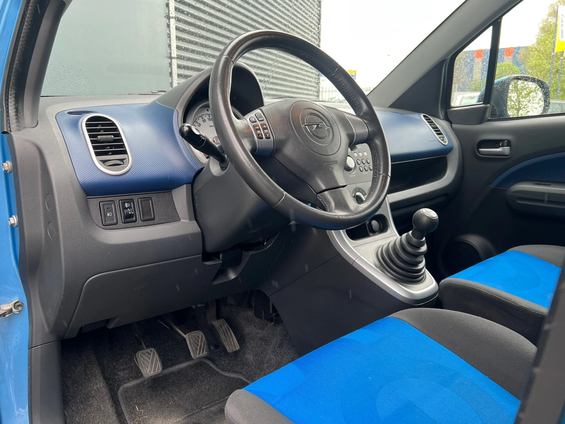Hoofdafbeelding Opel Agila