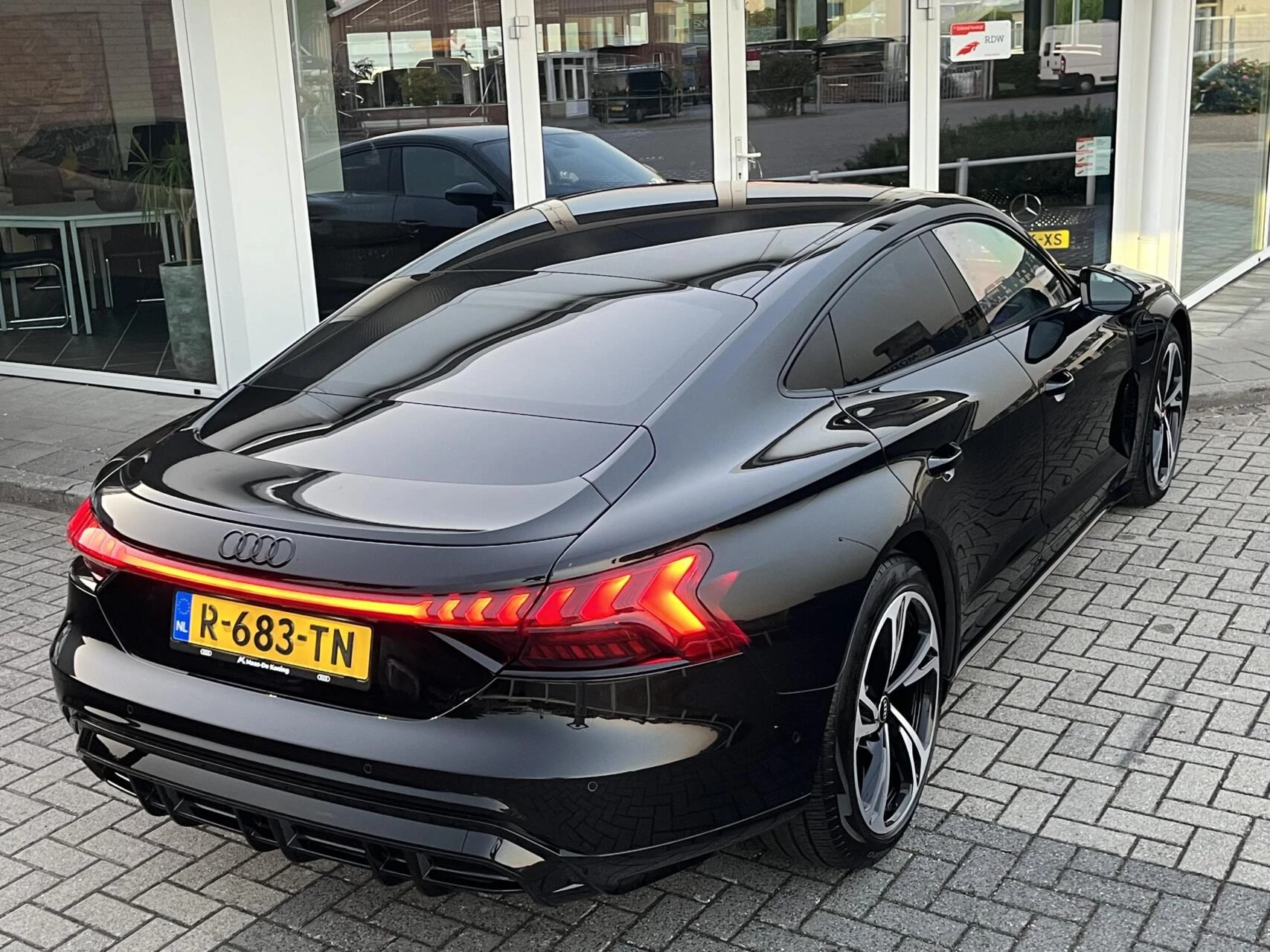 Hoofdafbeelding Audi e-tron GT