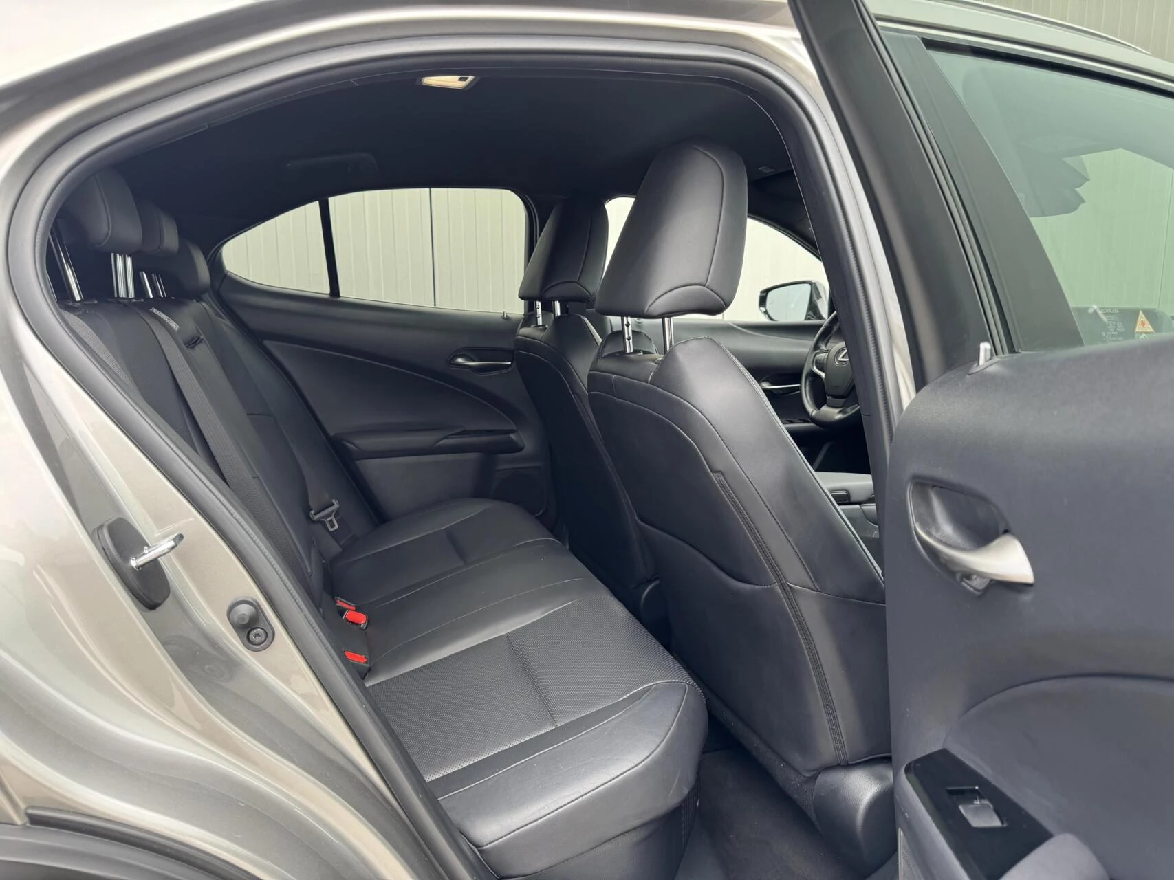 Hoofdafbeelding Lexus UX