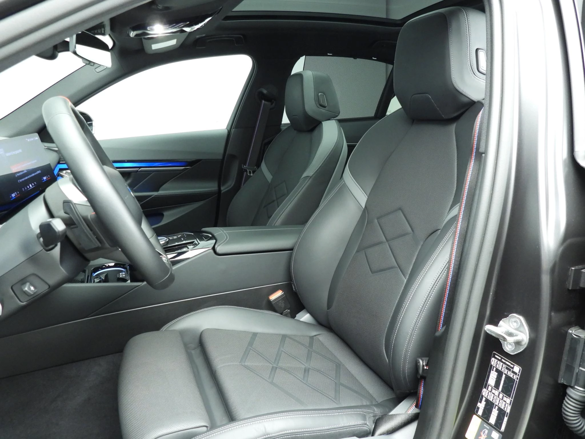 Hoofdafbeelding BMW i5