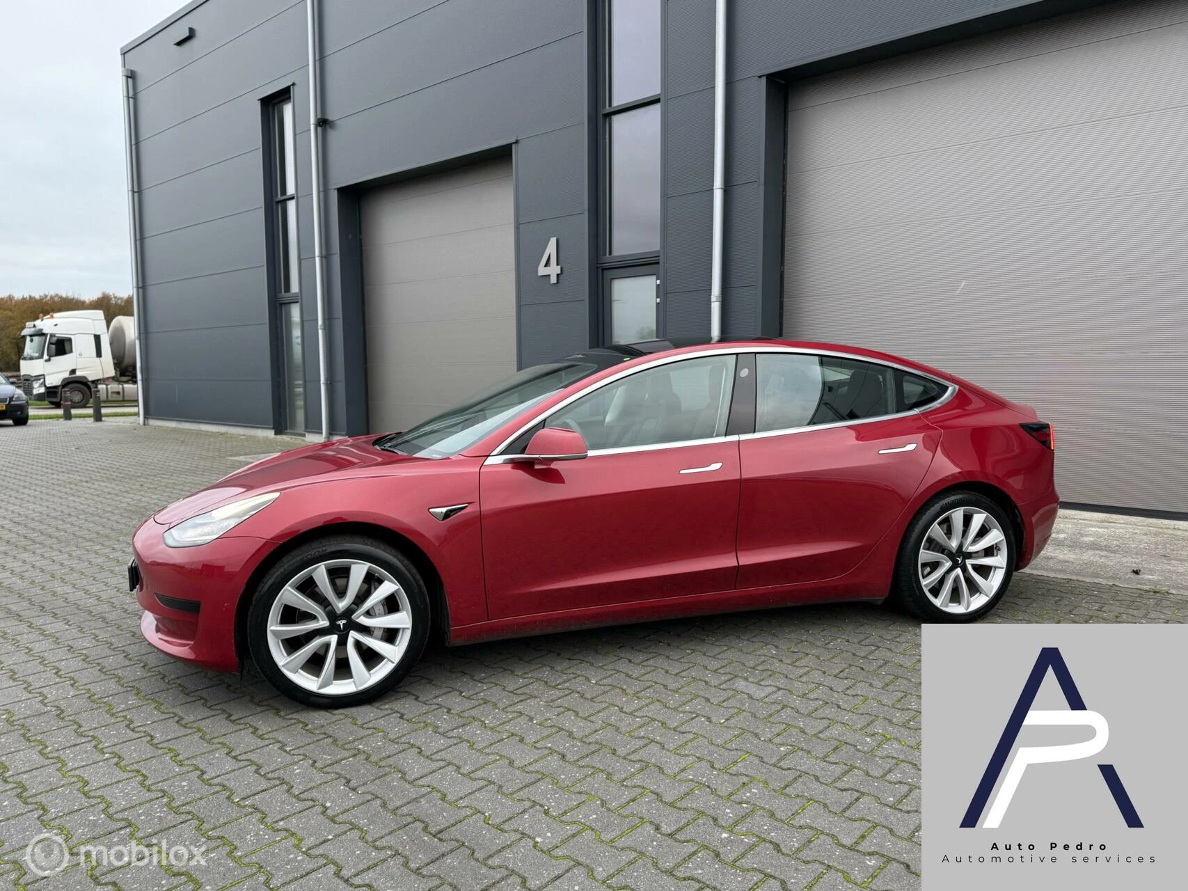 Hoofdafbeelding Tesla Model 3