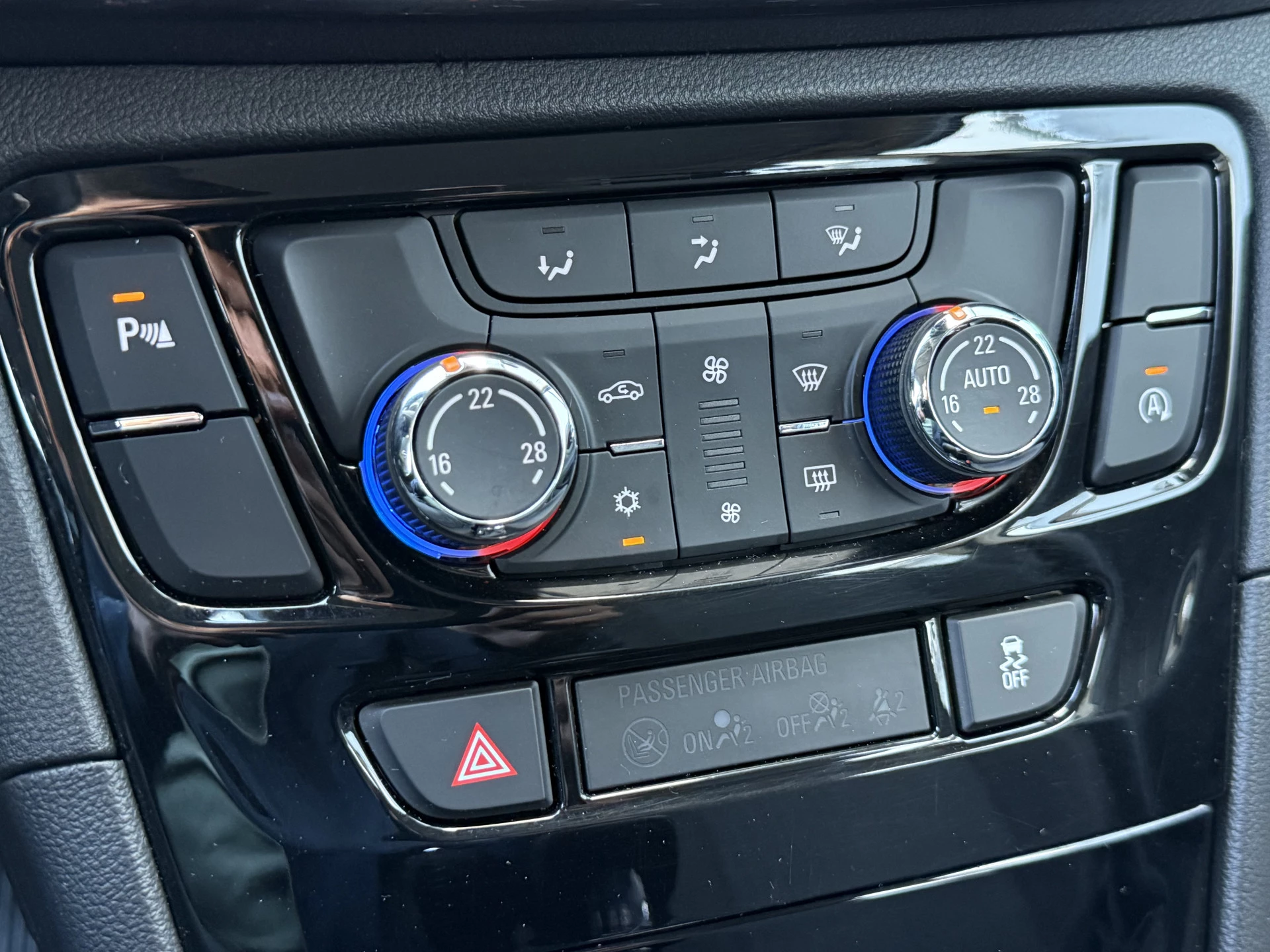 Hoofdafbeelding Opel Mokka X