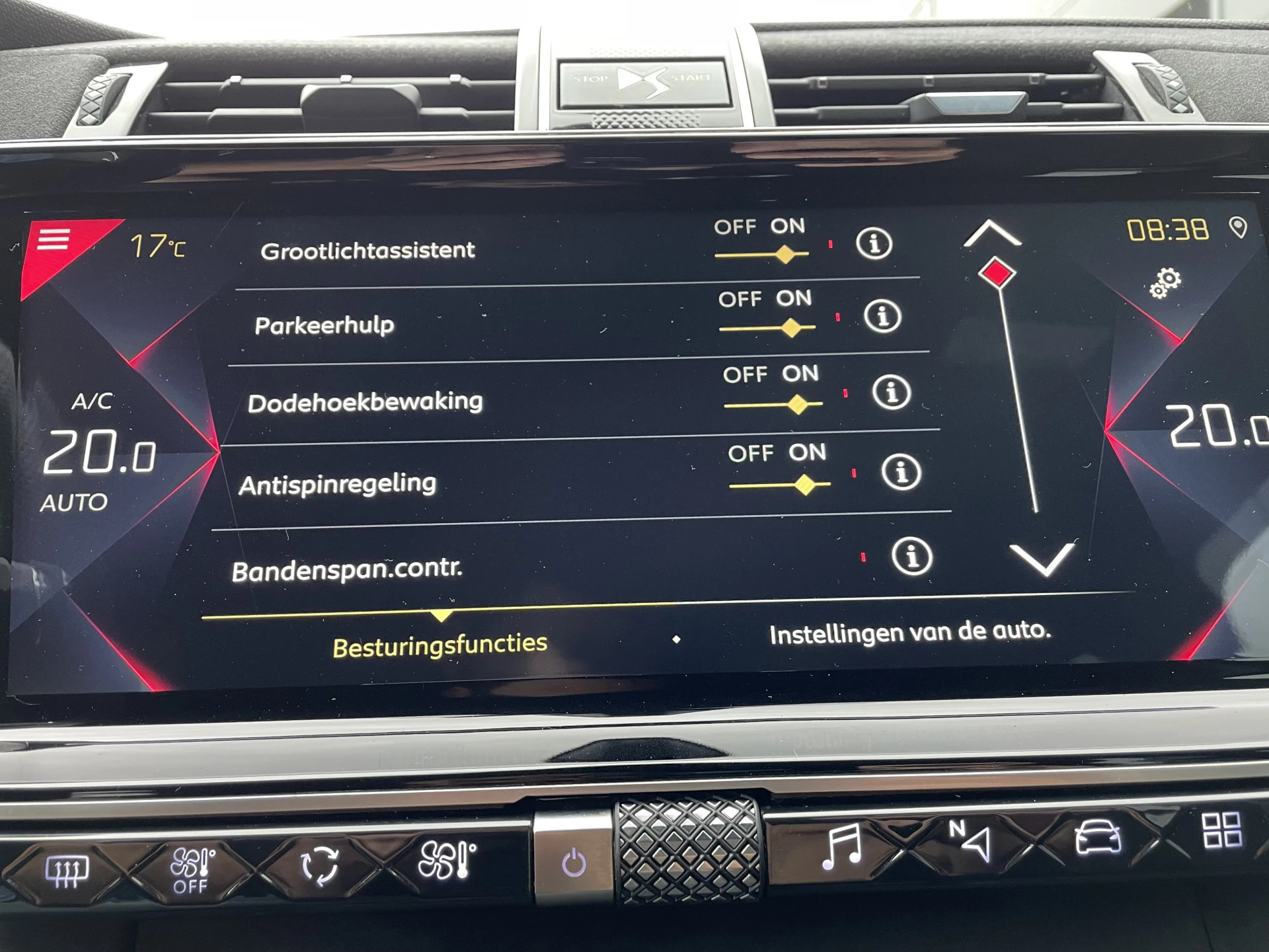 Hoofdafbeelding DS DS 7