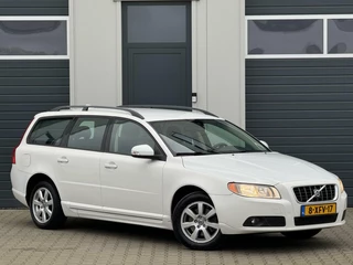 Volvo V70 2.0F Momentum / Leder / LPG