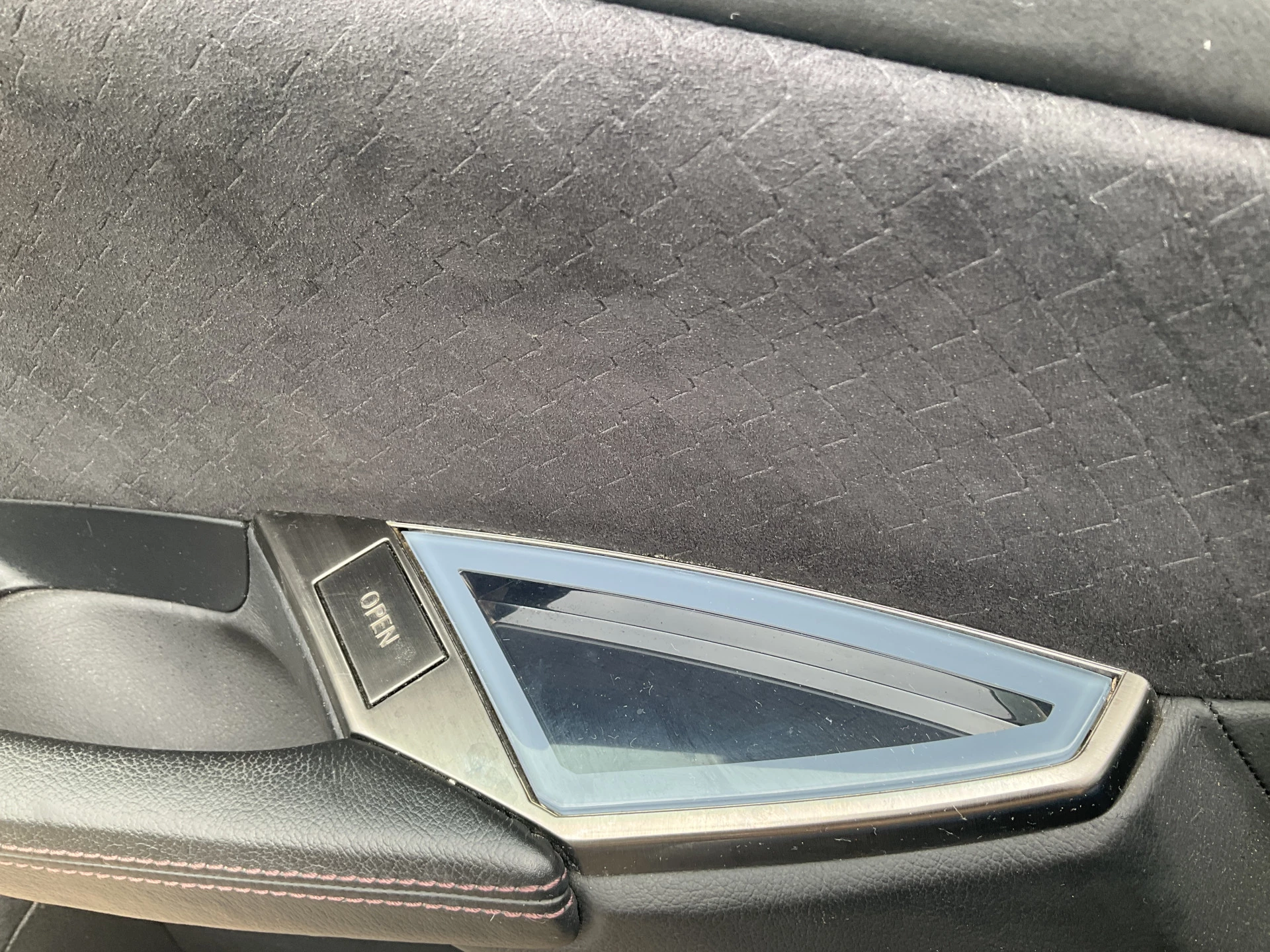 Hoofdafbeelding Fisker Karma