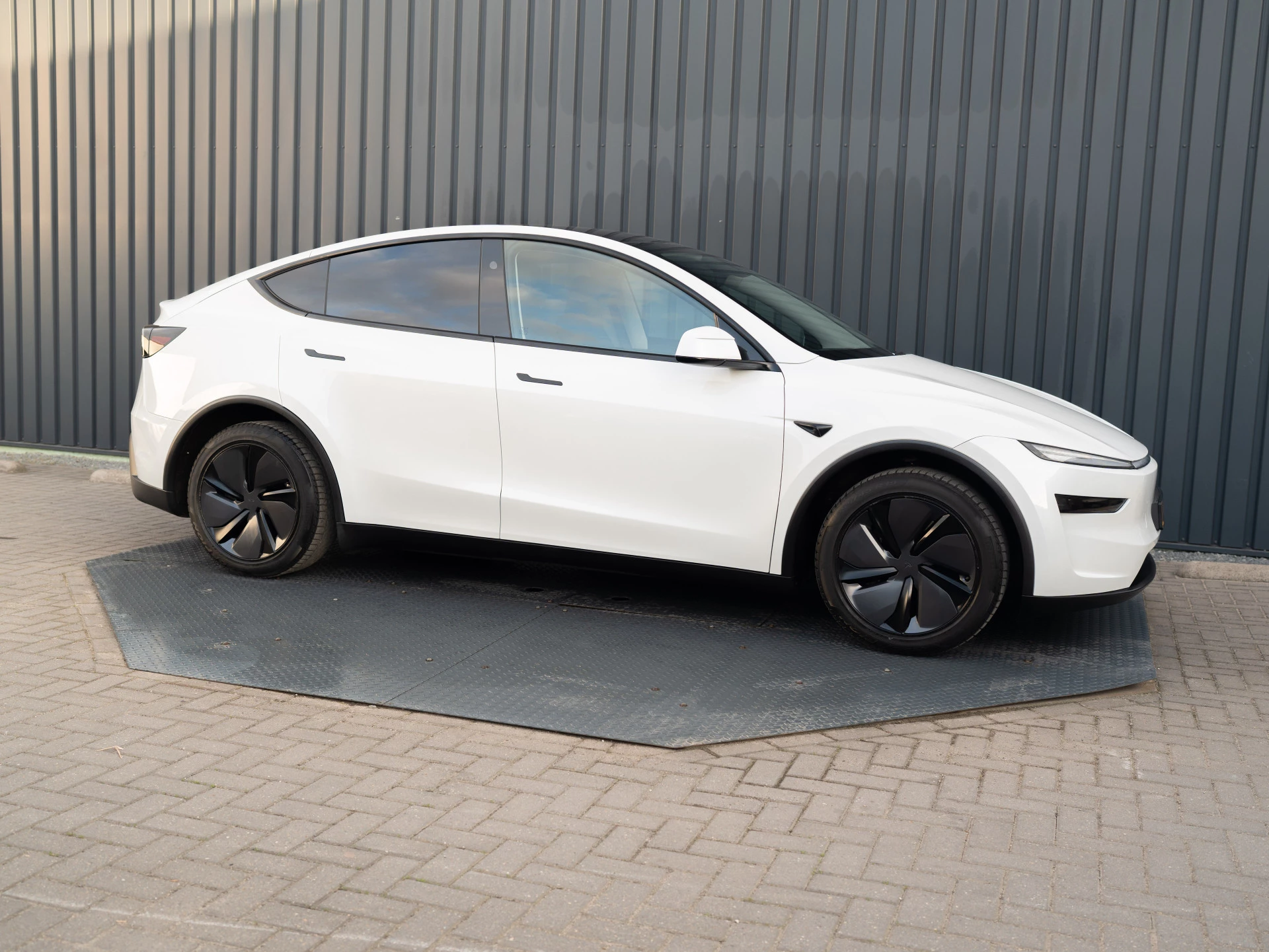 Hoofdafbeelding Tesla Model Y