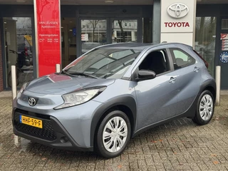 Toyota Aygo X PLAY AIRCO AD-CRUISE CAMERA APPLE/ANDROID EL-RAMEN/SPIEGELS NL-AUTO