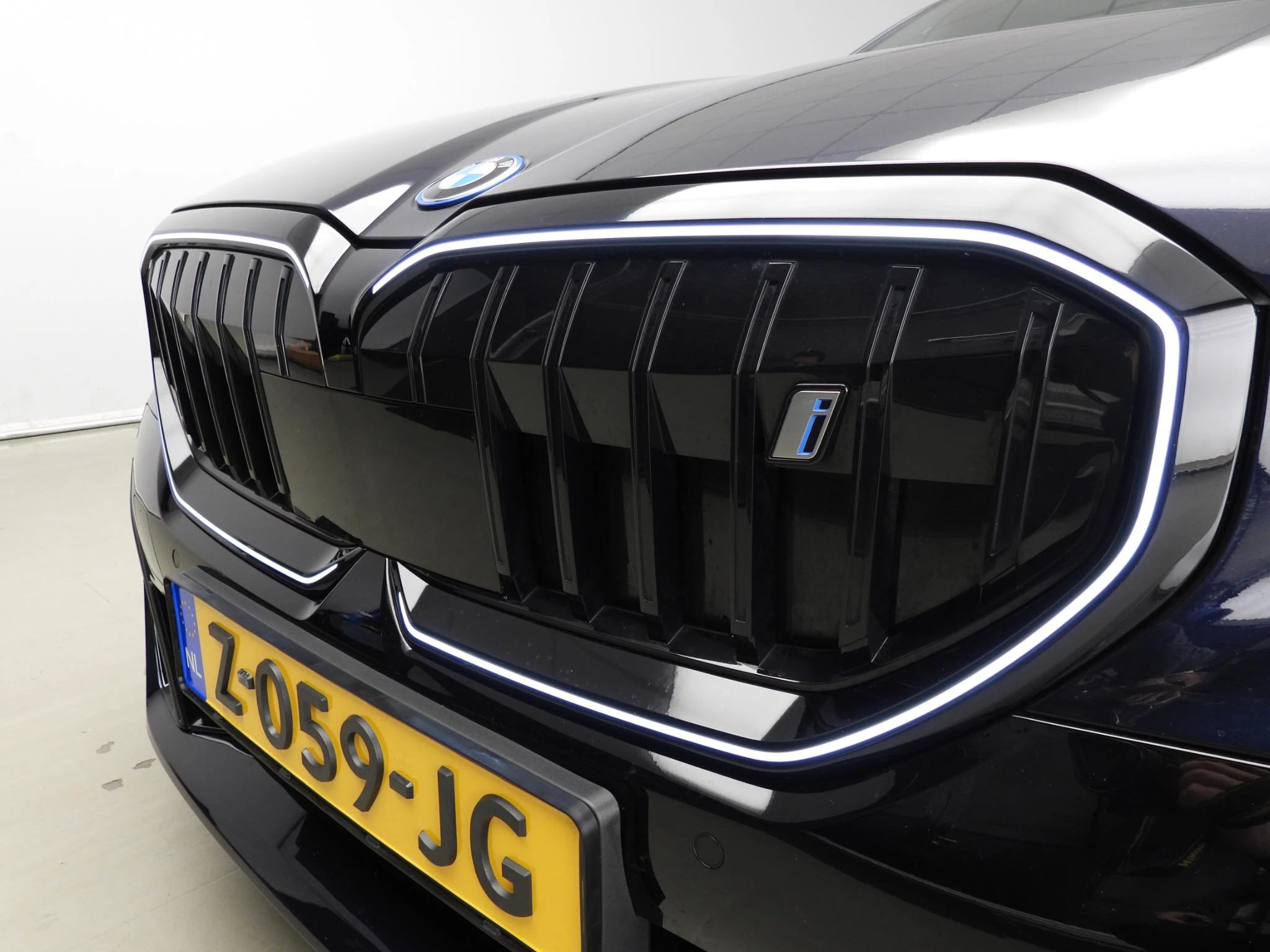 Hoofdafbeelding BMW i5