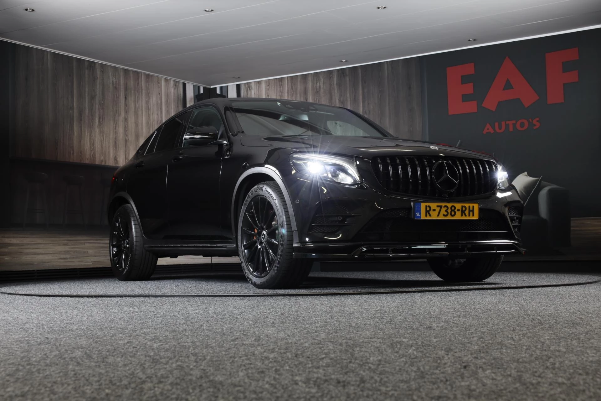 Hoofdafbeelding Mercedes-Benz GLC