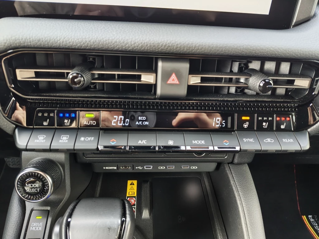 Hoofdafbeelding Toyota Land Cruiser