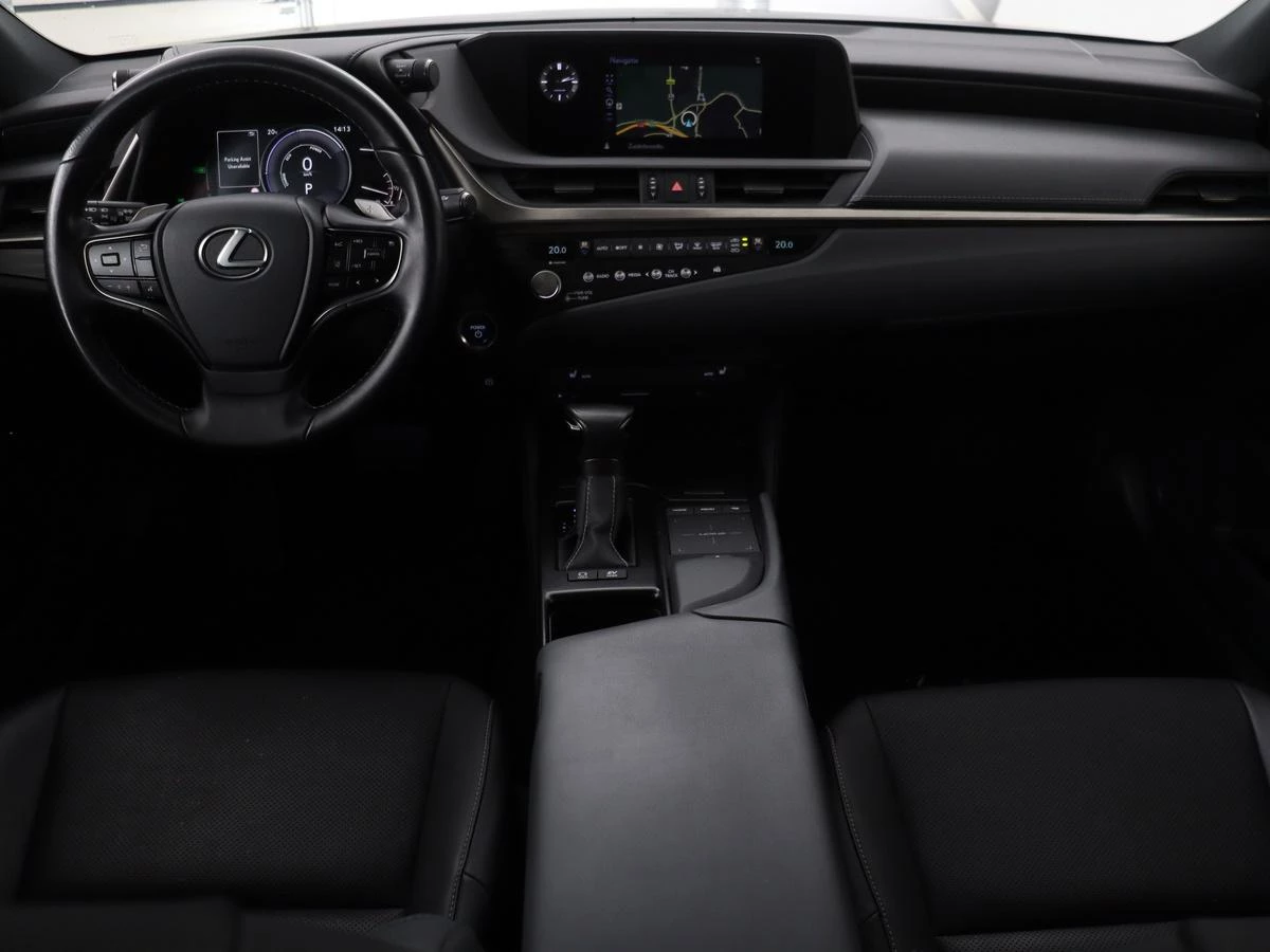 Hoofdafbeelding Lexus ES