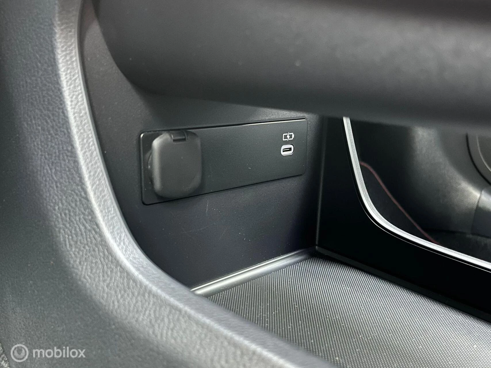 Hoofdafbeelding Lexus LBX