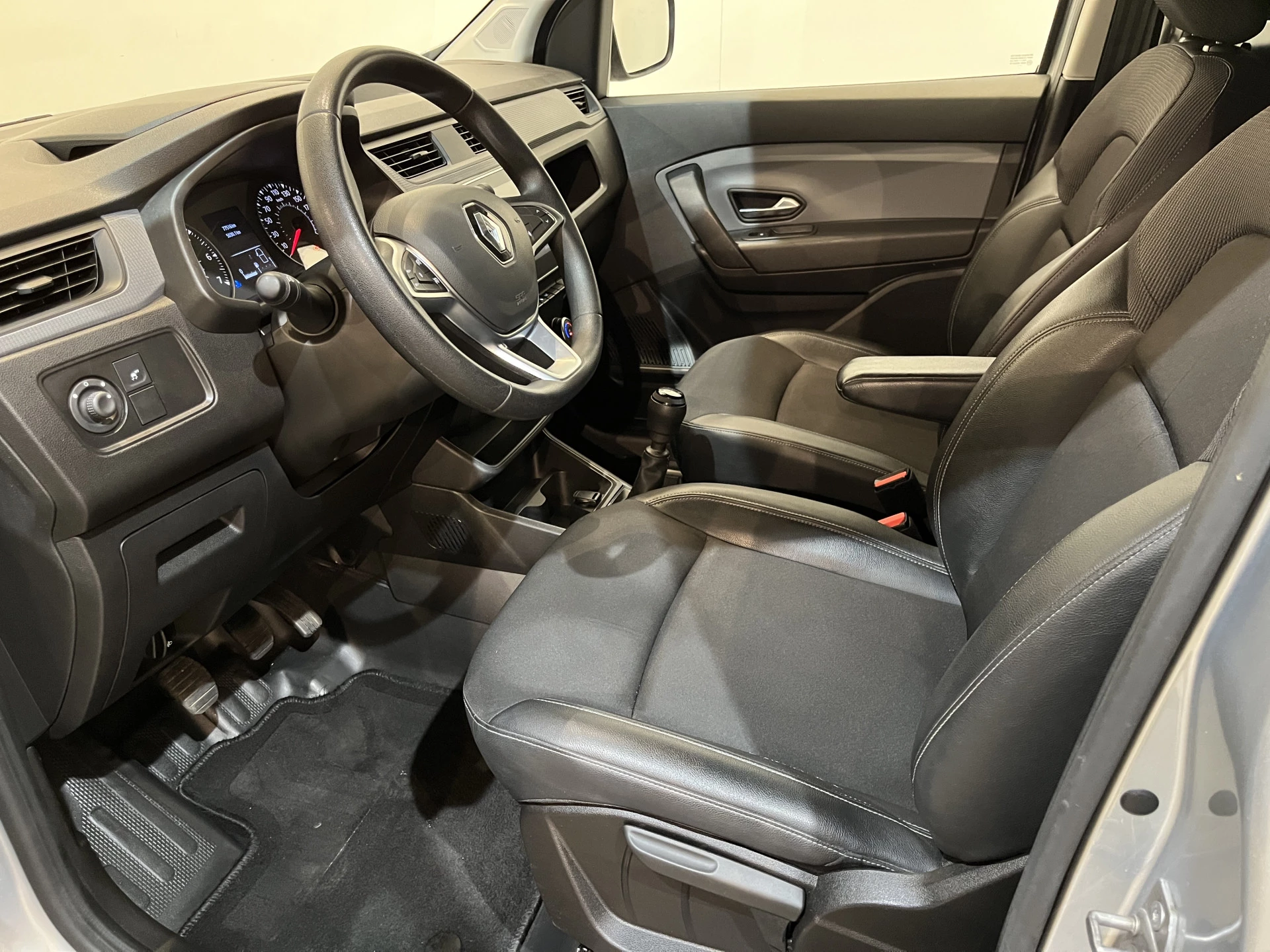 Hoofdafbeelding Renault Express