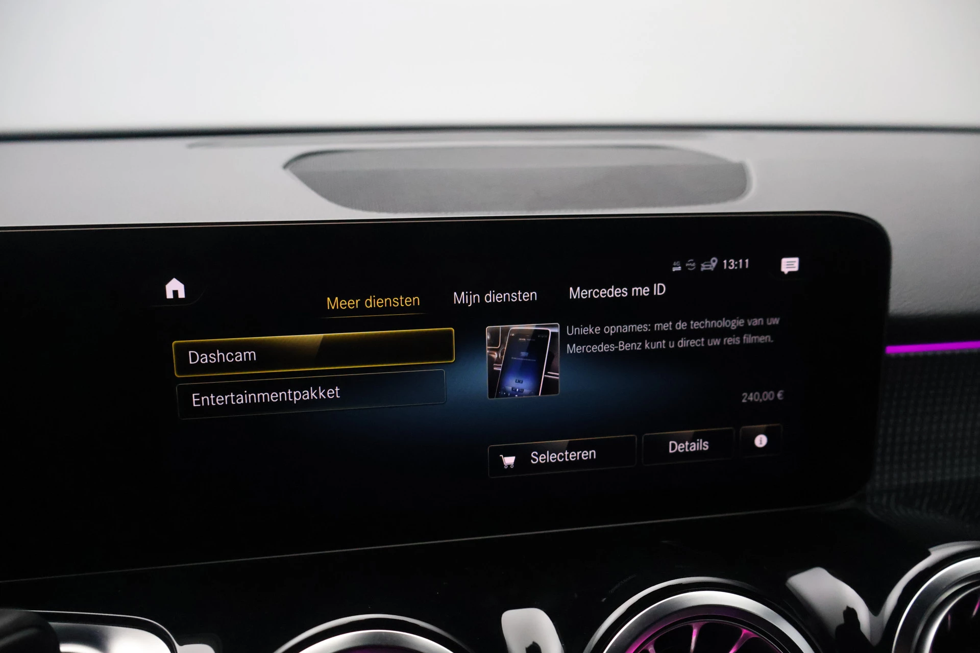 Hoofdafbeelding Mercedes-Benz EQB