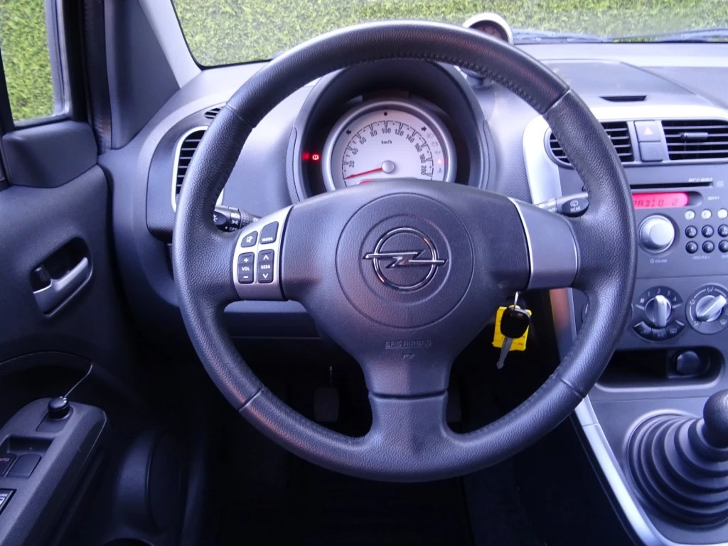 Hoofdafbeelding Opel Agila