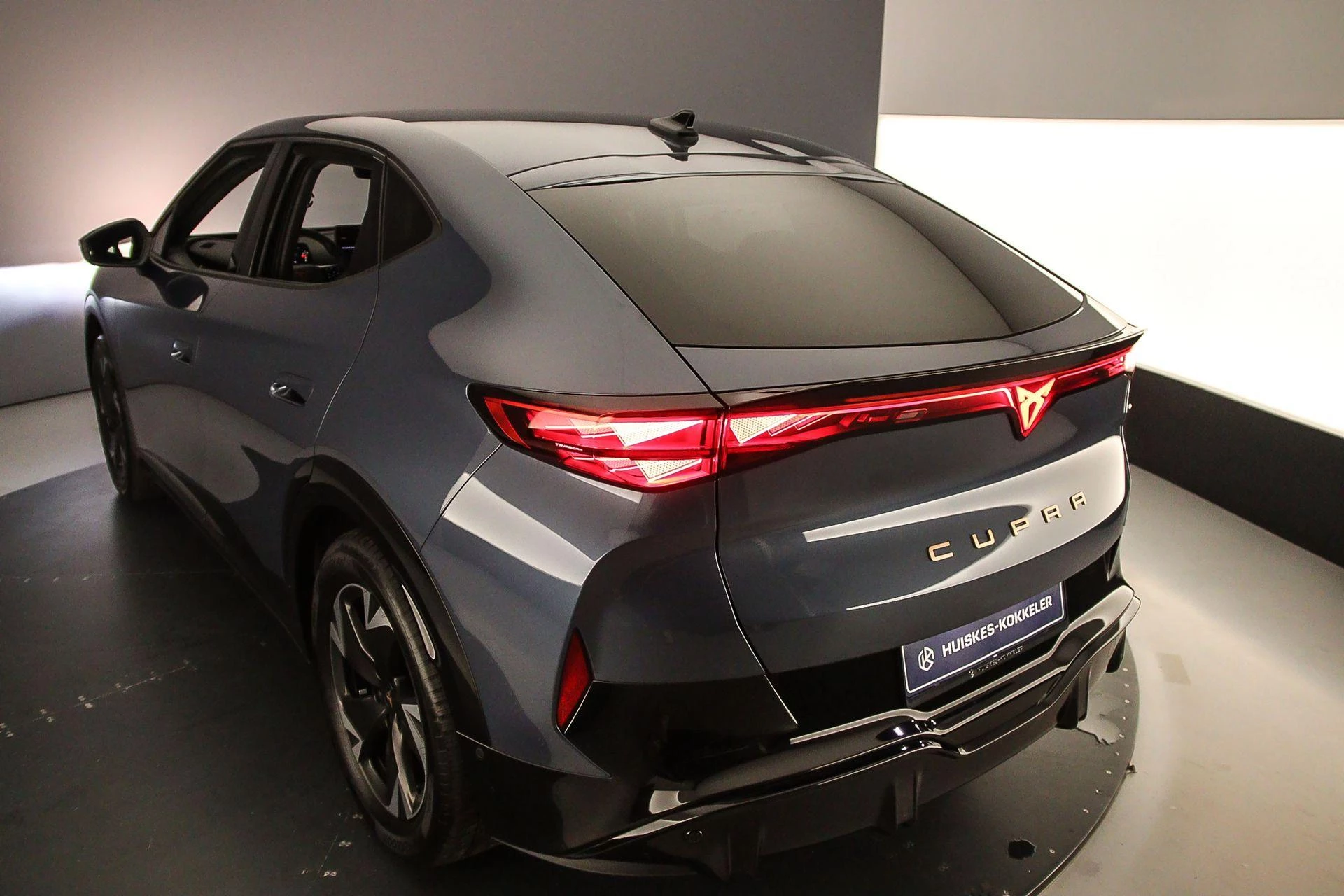 Hoofdafbeelding CUPRA Tavascan