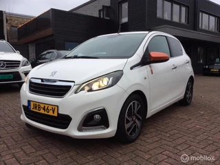 Hoofdafbeelding Peugeot 108 Peugeot 108 1.2 Puretech TOP! Roland Garros Vouwdak Camera 15"
