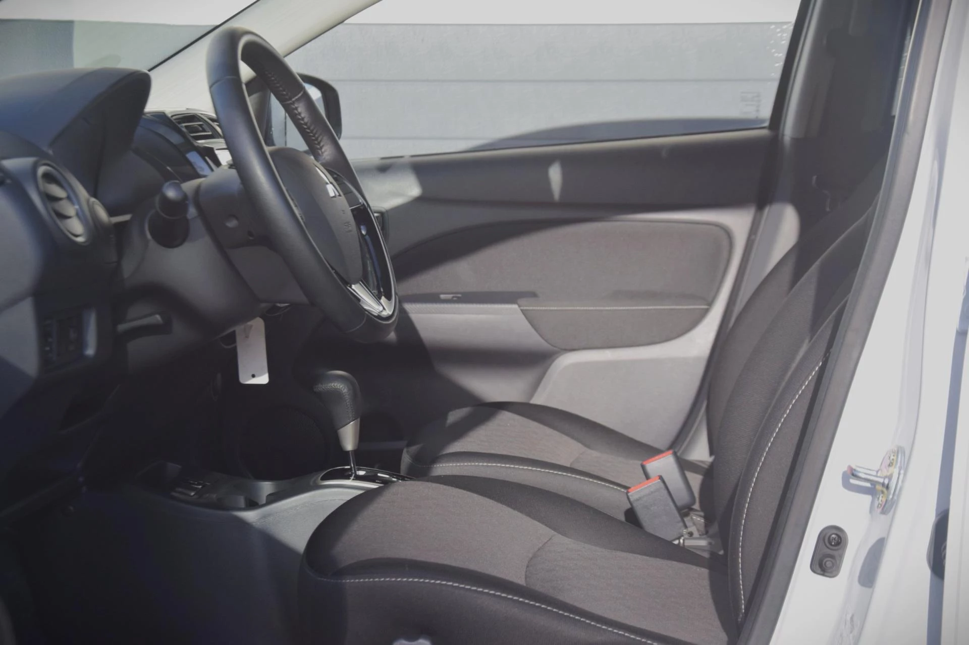 Hoofdafbeelding Mitsubishi Space Star