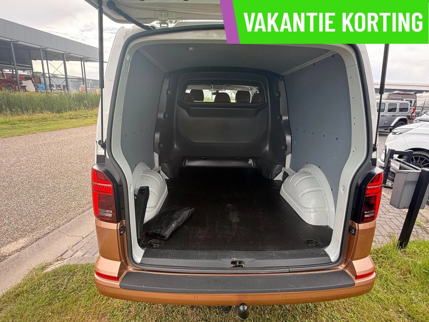 Hoofdafbeelding Volkswagen Transporter