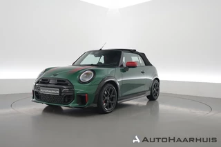 Hoofdafbeelding MINI Cooper Cabrio MINI Cooper Cabrio Mini 2.0 JCW John Works XL | British Racing Green | 360*+PDC | HUD | Harman/Kardon | Memory | Stoel- Stuurverw. | Adapt. Cruise
