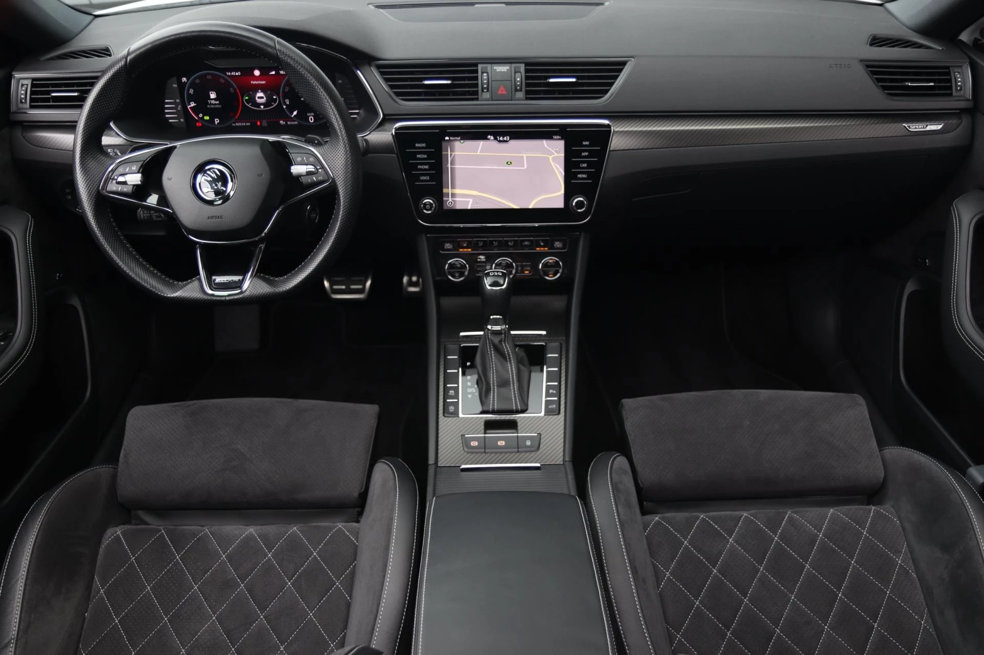 Hoofdafbeelding Škoda Superb