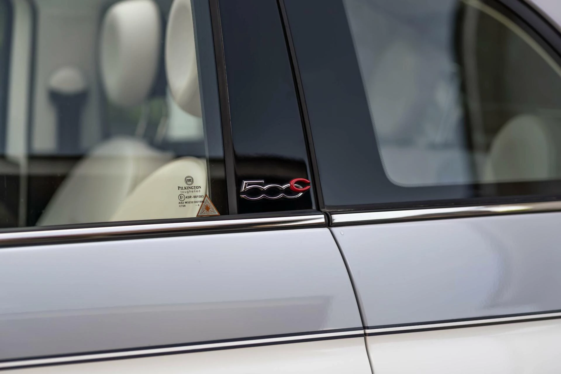 Hoofdafbeelding Fiat 500C