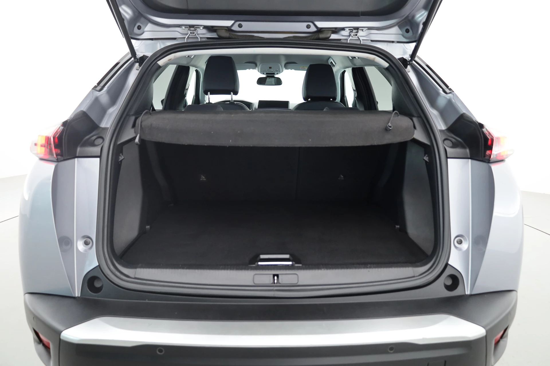 Hoofdafbeelding Peugeot e-2008