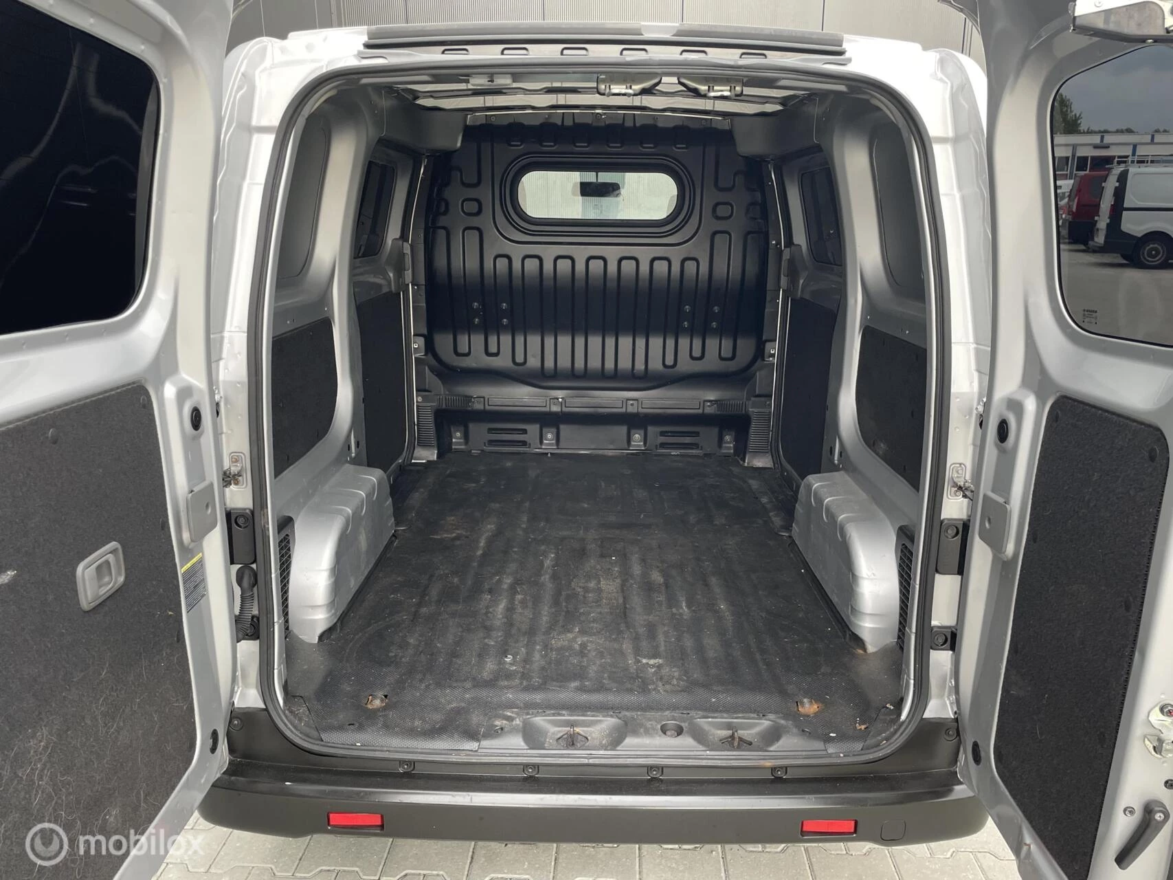 Hoofdafbeelding Nissan NV200