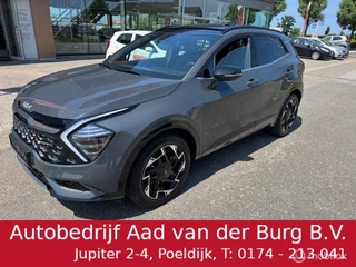 Kia Sportage 1.6 T PHEV  AWD GT-PlusLine  , Panorama-dak , Dodehoek detectie , Parkeer assistent , Naviagtie & 360o Camera , Electr achterklep , Keyless , Luxe uitvoering ,  65km volledig electrische  rijden  hierna Hybride