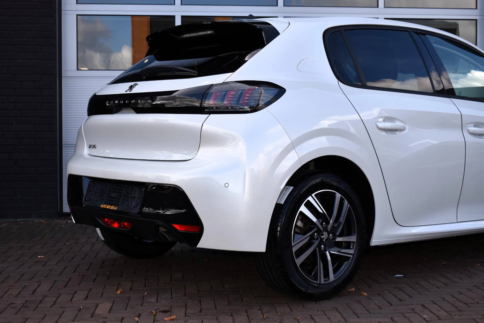 Hoofdafbeelding Peugeot 208